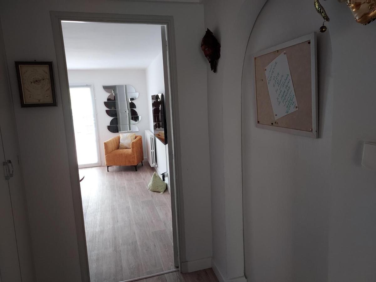 Rez-De-Chaussee Privatif Spacieux 3* D'Une Villa Centre Ville Hyeres Luaran gambar